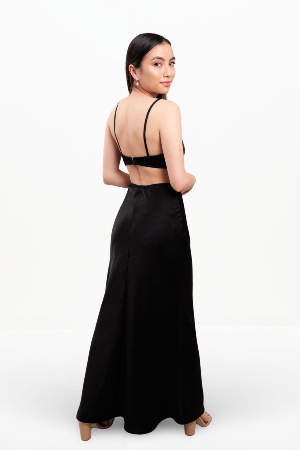 VERONIQUE MAXI DRESS (BLACK)